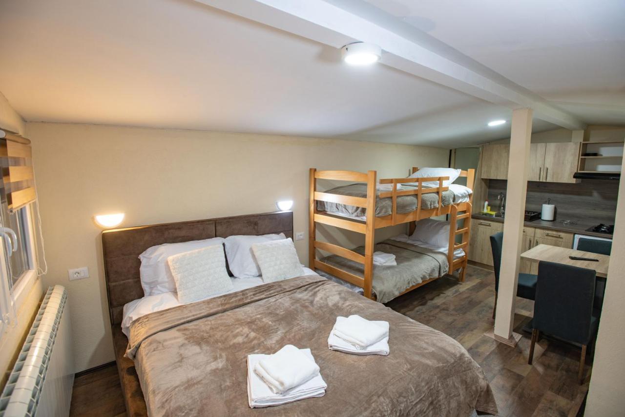 Apartmani Sp Jovanovic Crni Vrh Exterior foto
